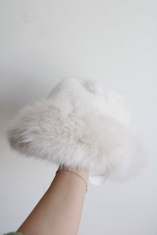 NEW Anthropologie Reversable Faux Fur/Suede Ivory Bucket Hat