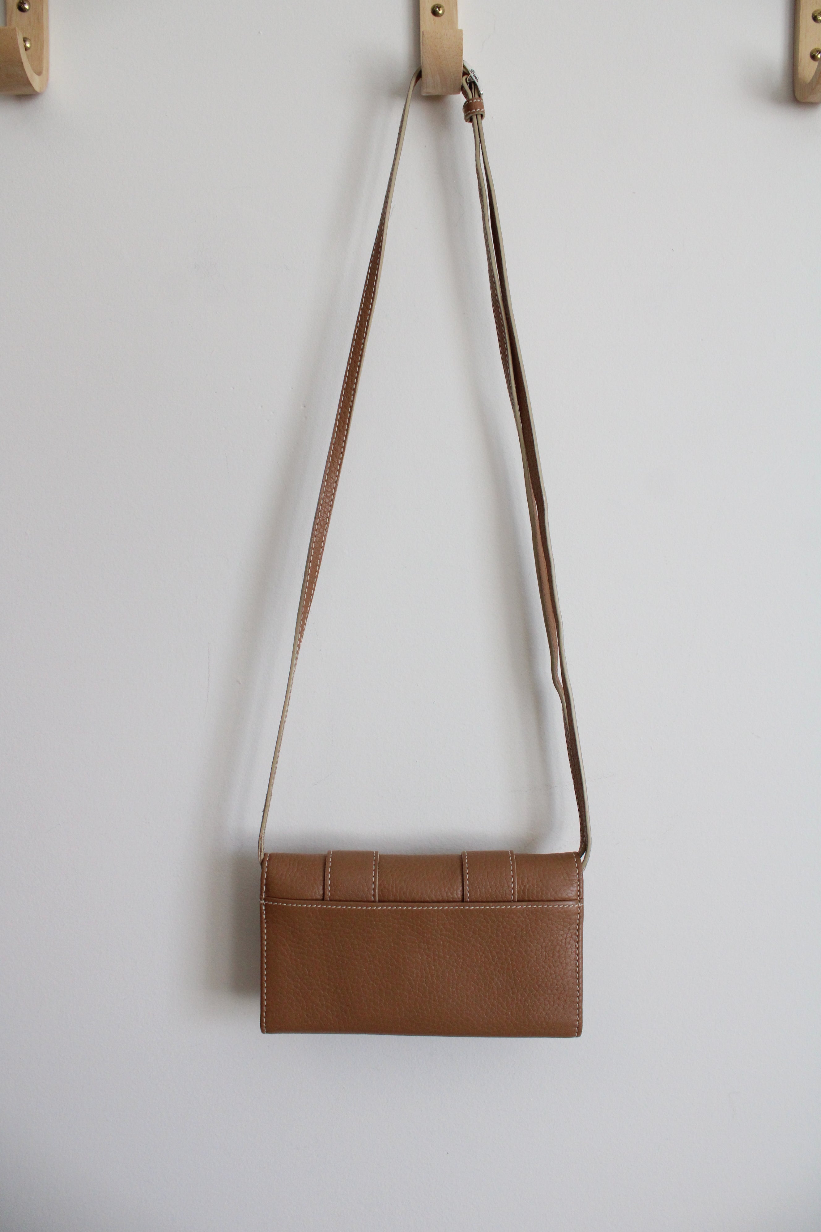 Brighton Tan Western Silver Belt Buckle Crossbody Pebble Leather Wallet Purse