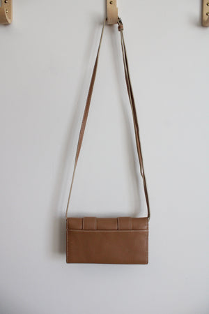 Brighton Tan Western Silver Belt Buckle Crossbody Pebble Leather Wallet Purse