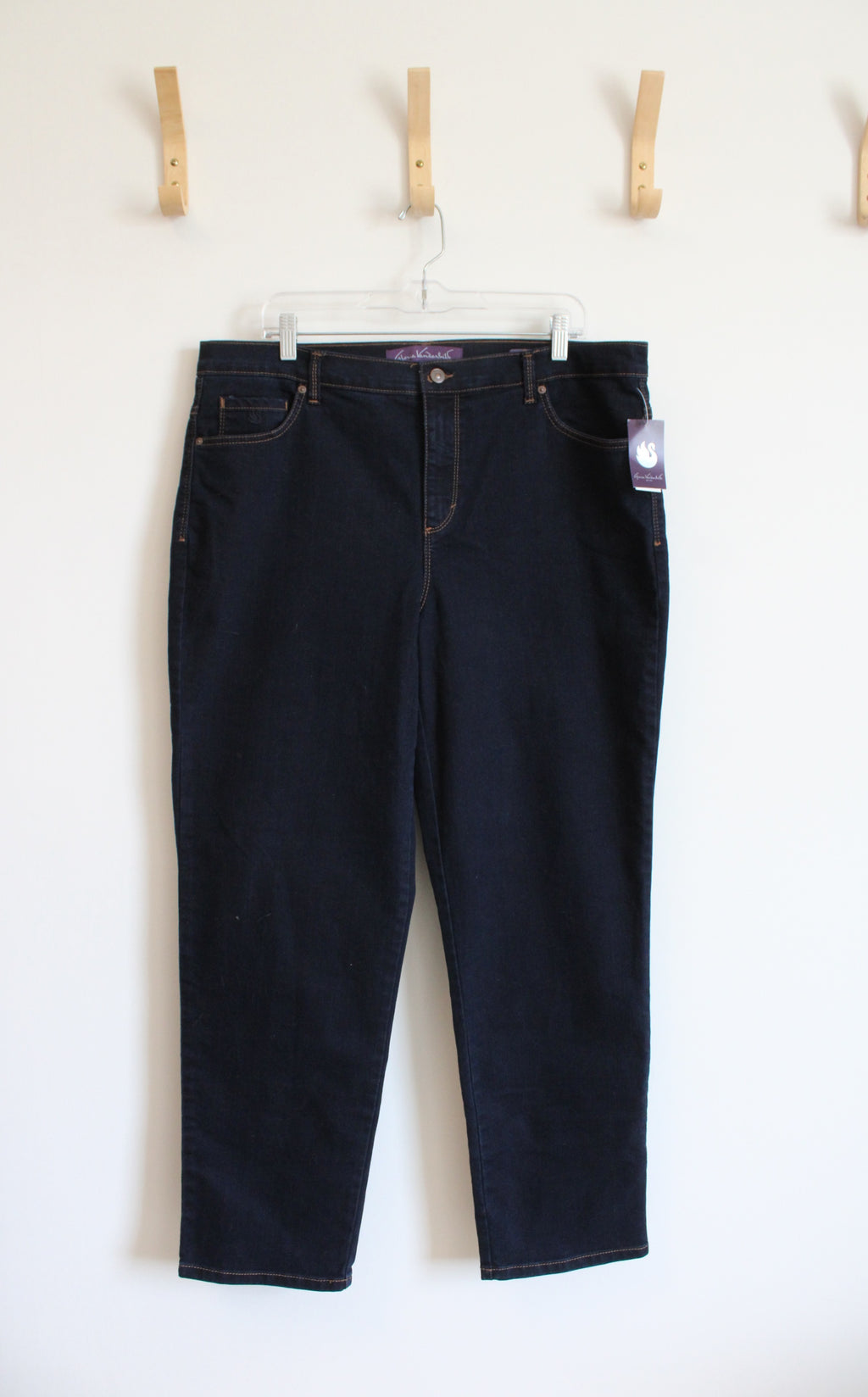 NEW Gloria Vanderbilt Dark Wash Amanda Jeans | 16