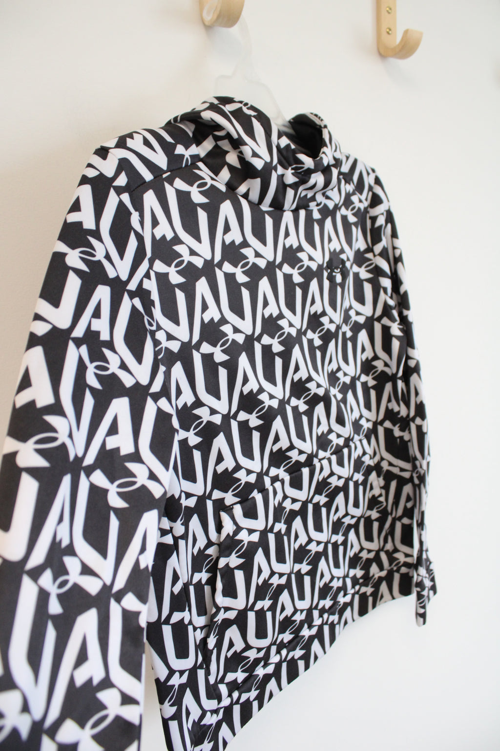 Under Armour Black & White Patterned Hoodie | Youth L