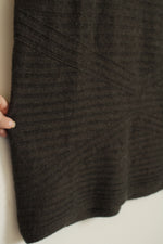 Renaur Gray Textured Long Top | L
