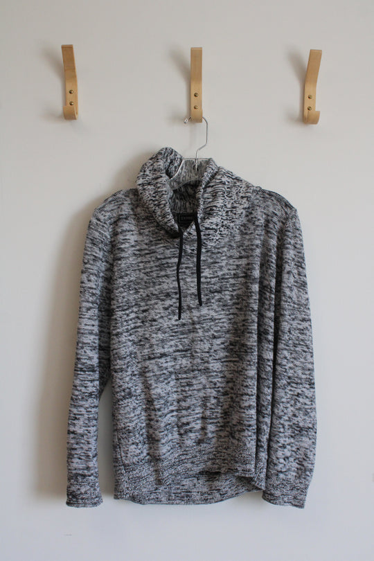 Express White And Black Sweater | L