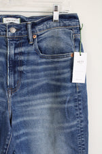 NEW AE77 New York Mom Jean | 12 Standard/31W