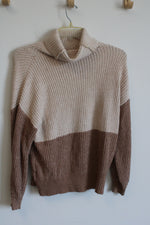 American Eagle Tan and Peach Fleece Sweater | S