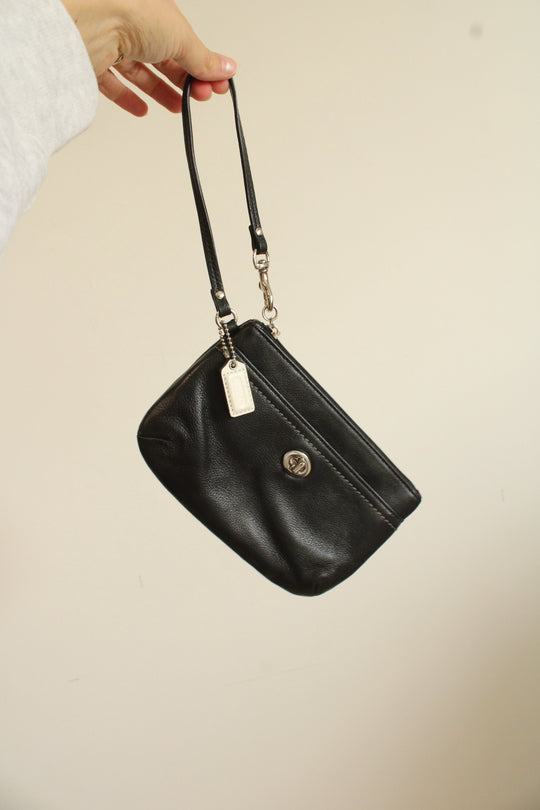 Coach Y2K Kisslock Leather Wristlet Wallet
