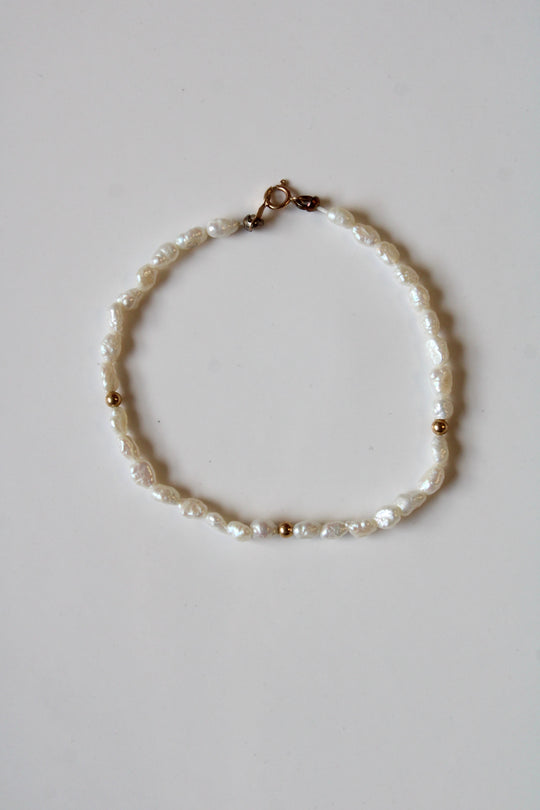 Freshwater White Rice Pearl & 14KT Gold Bracelet