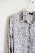 Ann Taylor White & Gray Snakeskin Button Down Top | L