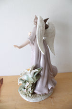 Grandeur Noel Angel Porcelain Figurine