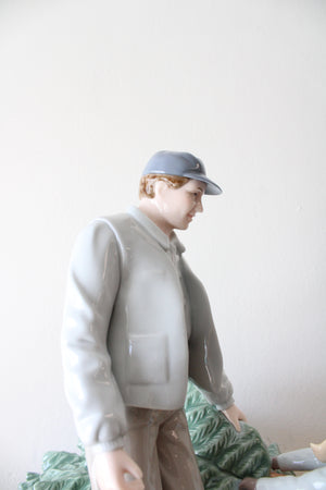 Grandeur Noel Collector's Edition Christmas Tree Porcelain Figurine