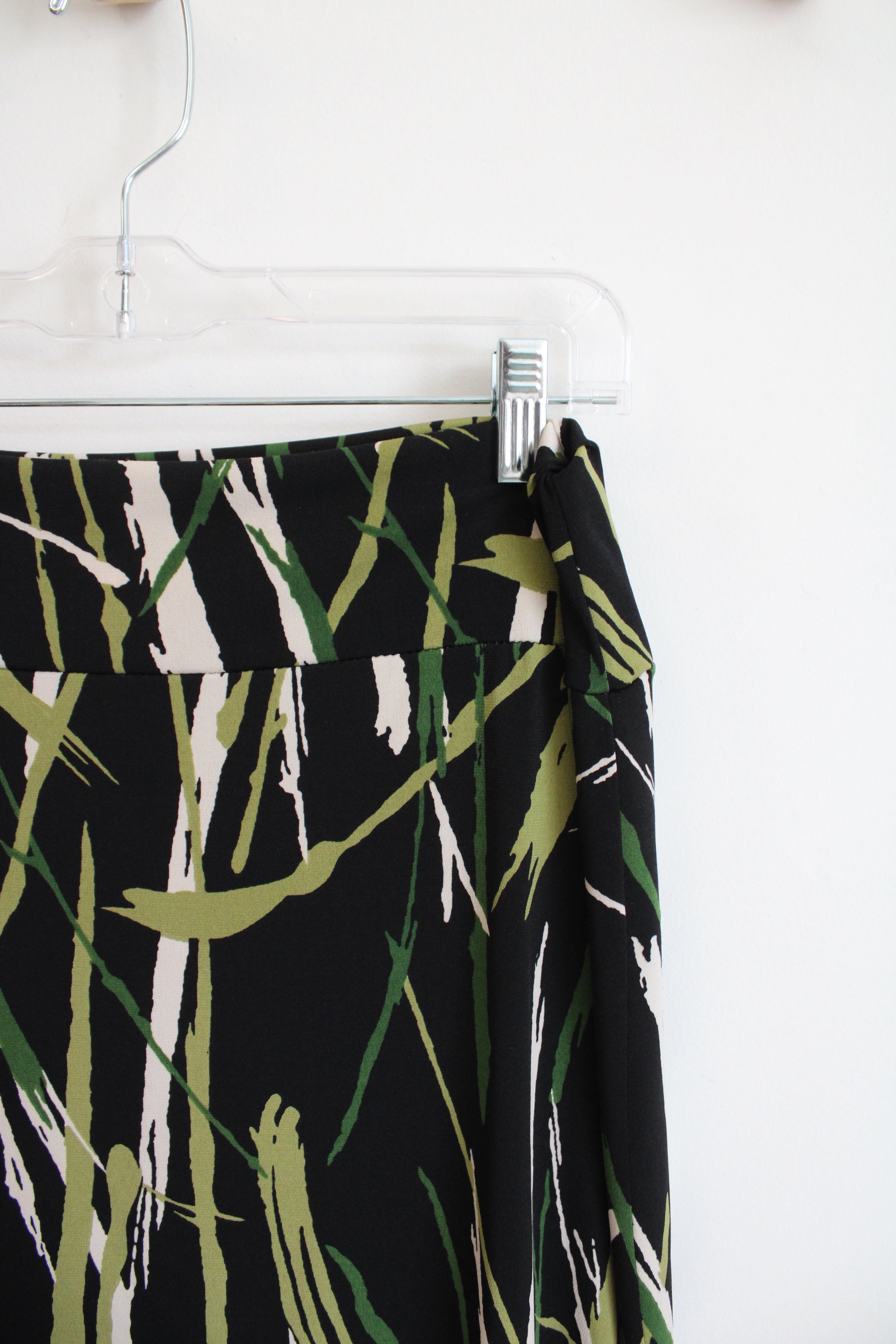 Stephen & Casey Black & Green Patterned Stretch Skirt | M
