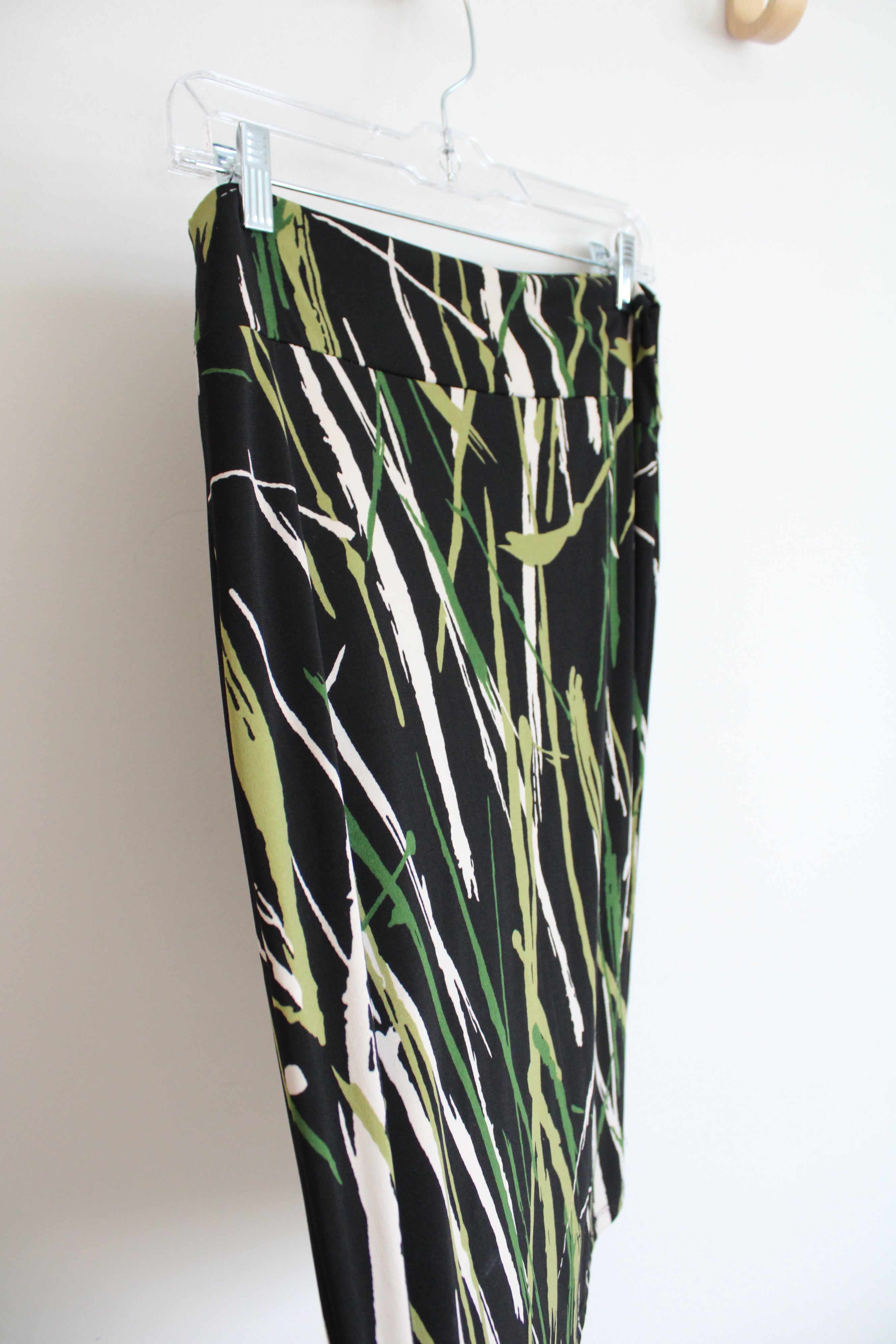 Stephen & Casey Black & Green Patterned Stretch Skirt | M