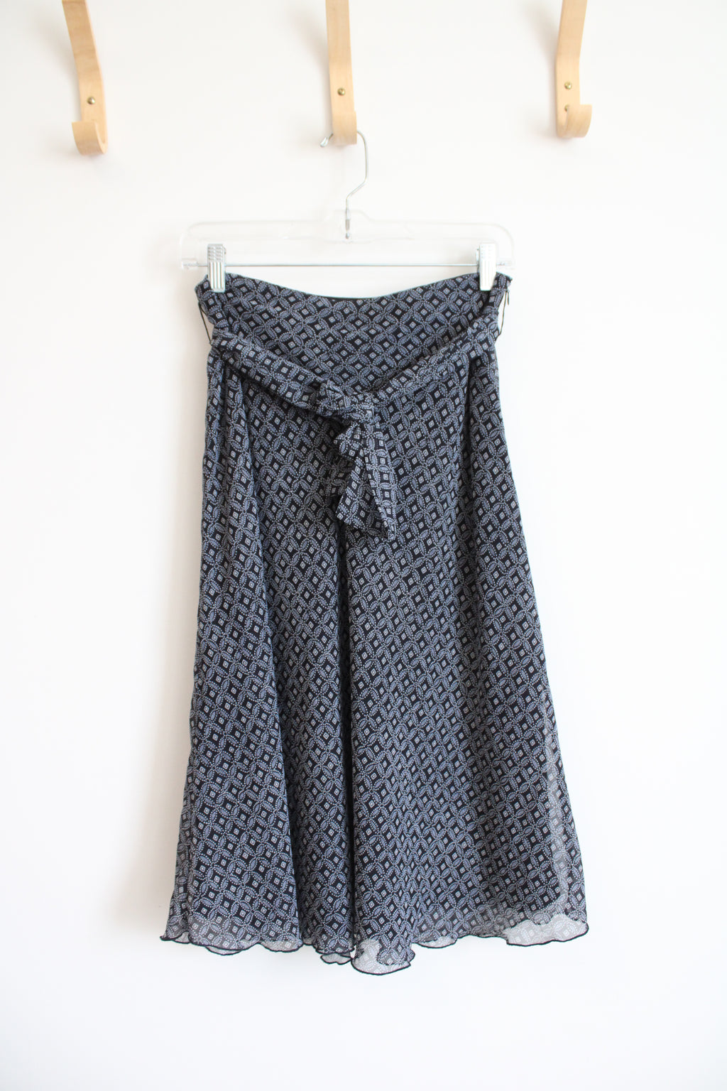 East 5th Black & Blue Patterned Tied Skirt | 4