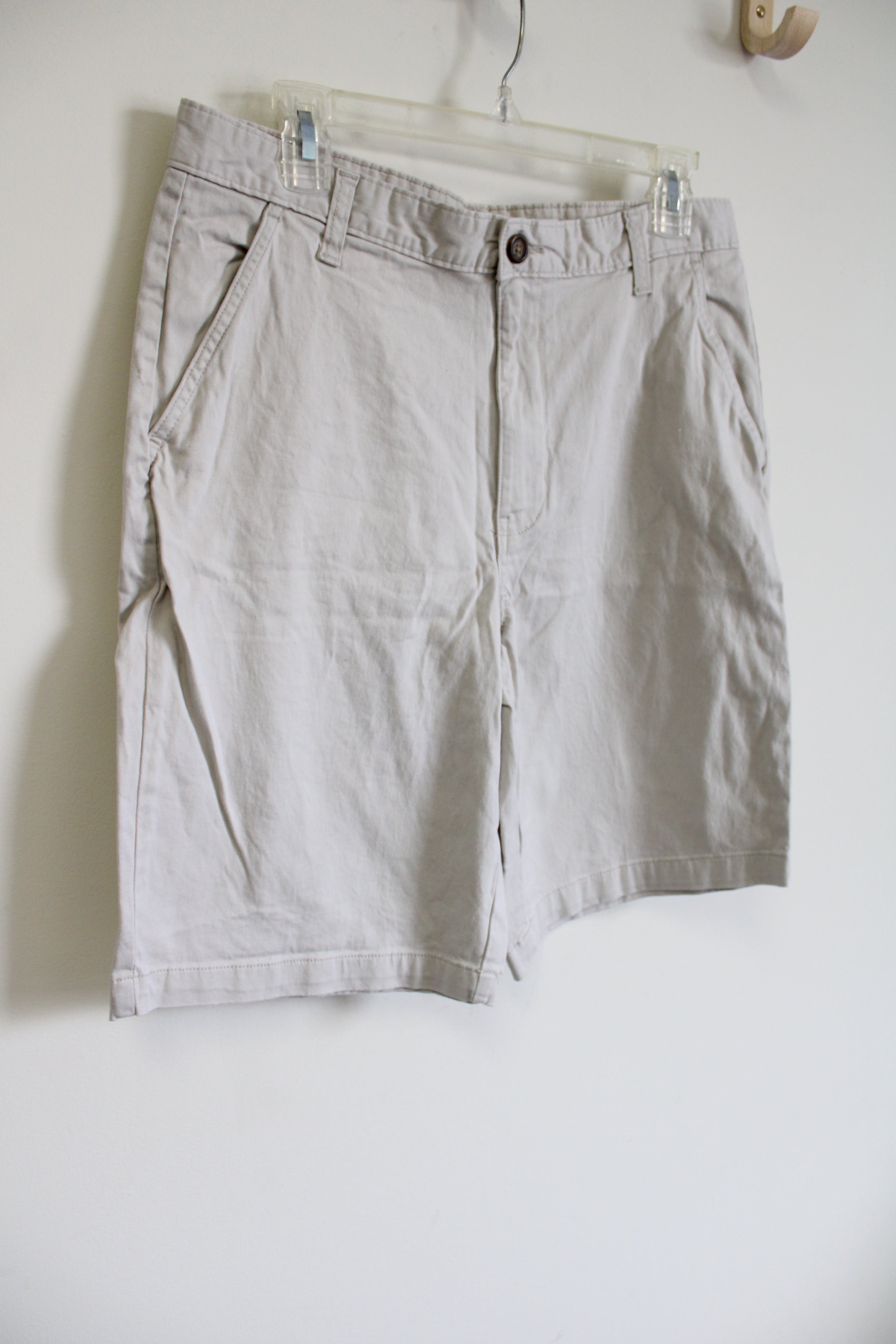 George Beige Shorts | 32