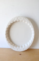 Longaberger Pottery Woven Traditions 9" Ivory Ribbed Pie Plate
