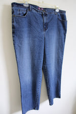 Gloria Vanderbilt Jeans | 22 Short