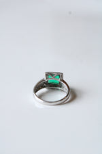 10K White Gold Emerald Square Cut Rings | Size 6.5