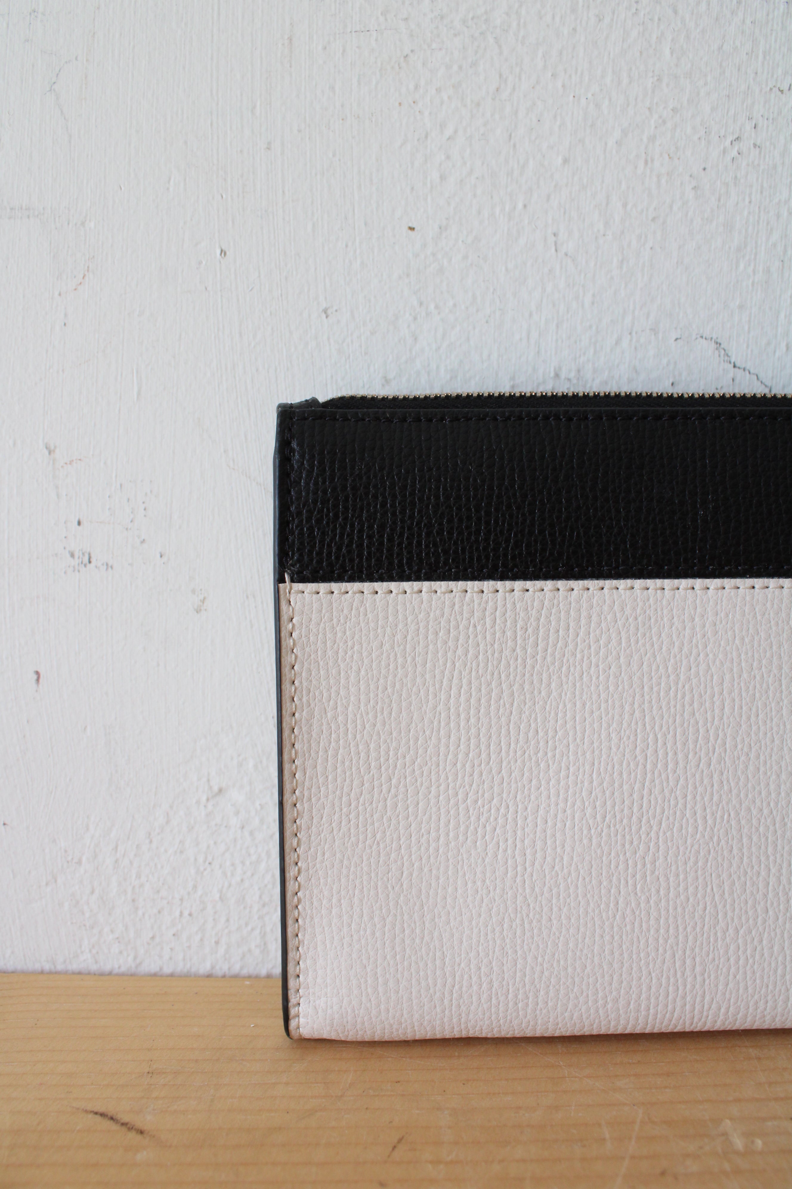 NEW Kate Spade Black & White Houndstooth Fetch Dachshund Wristlet Clutch