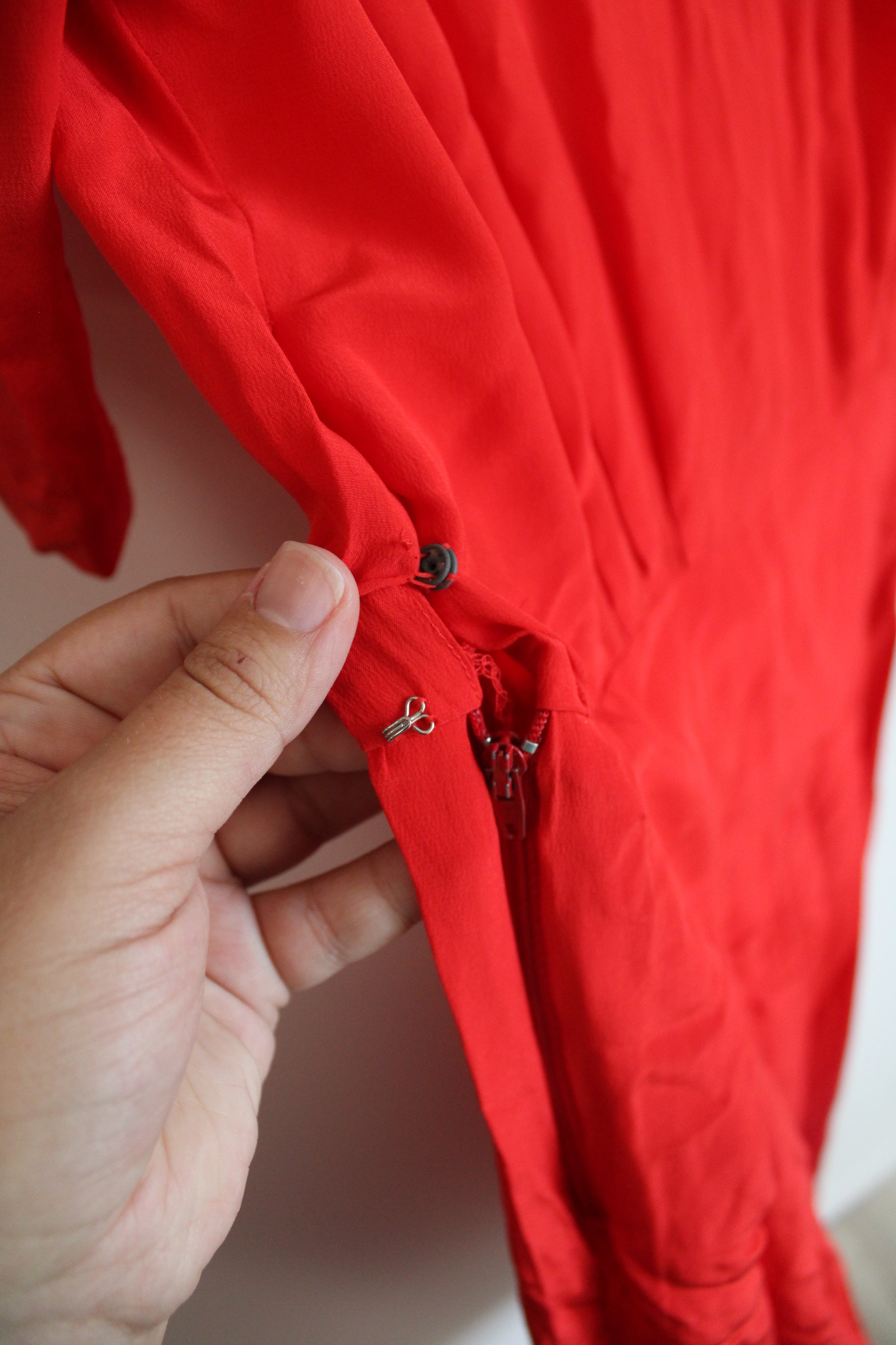 Alain Scott Vintage Red Pleated Silk Midi Dress | 6