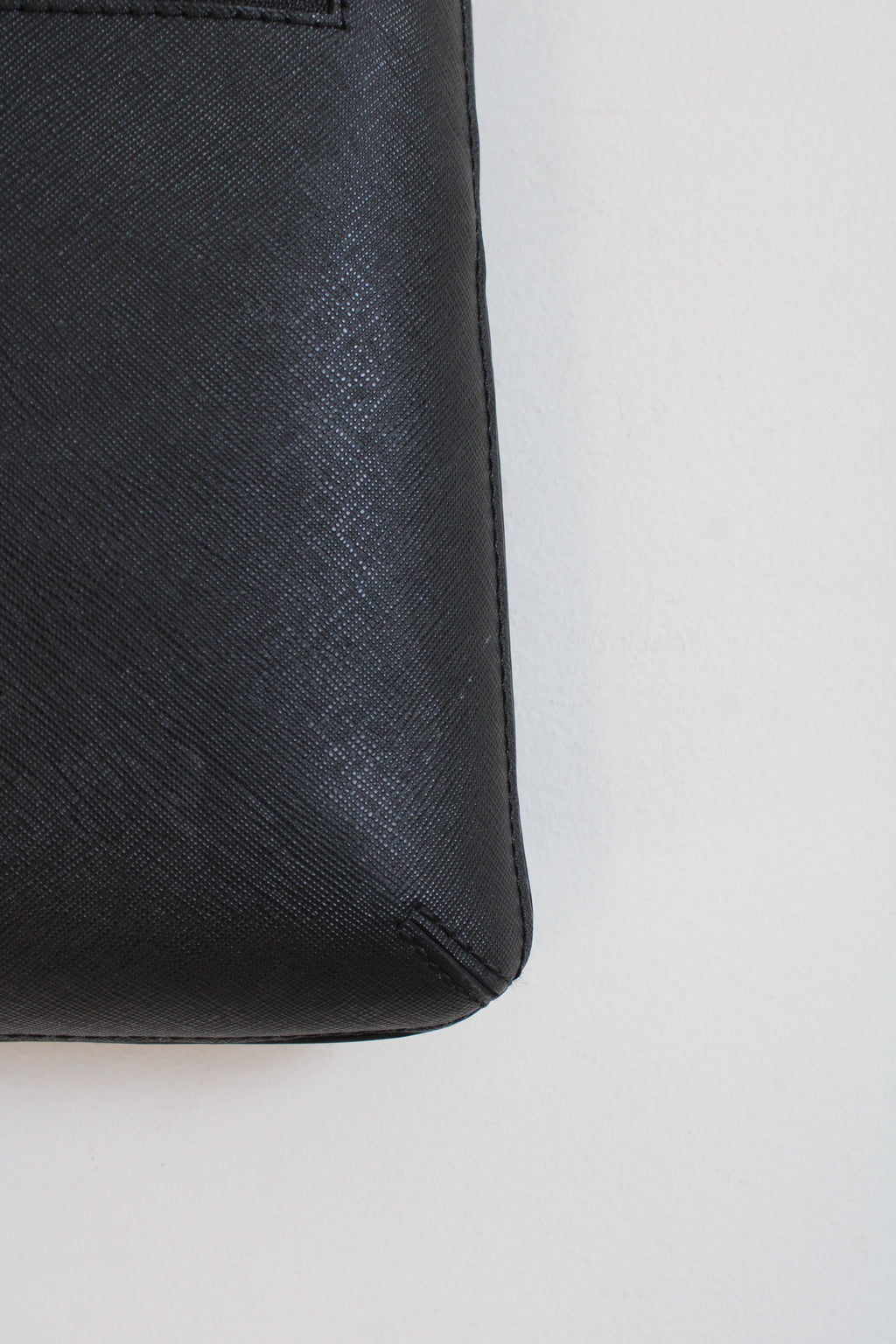 Banana Republic Black & White Dotted Wrap Top | M