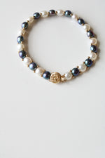 14K Yellow Gold Black & Ivory Pearl Bracelet