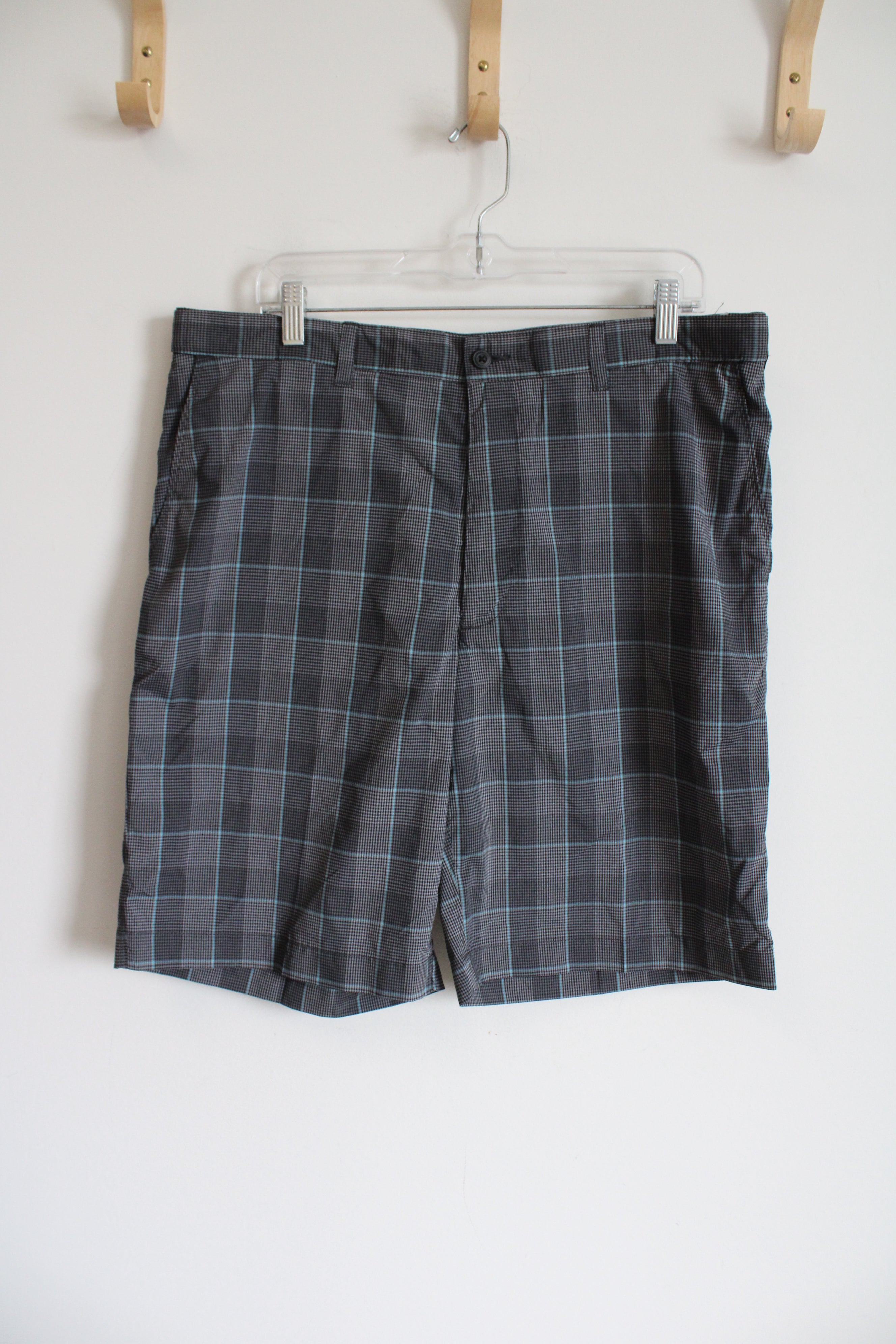 PGA Tour Black Blue Plaid Shorts | 36