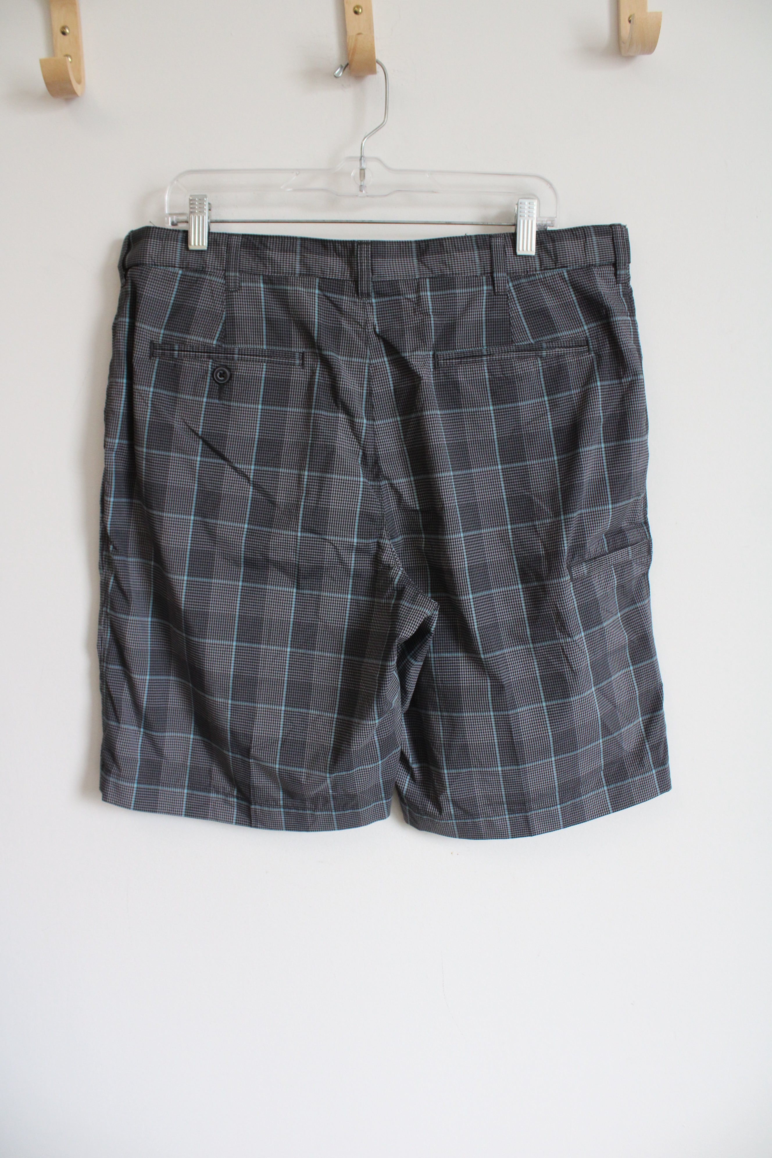 PGA Tour Black Blue Plaid Shorts | 36