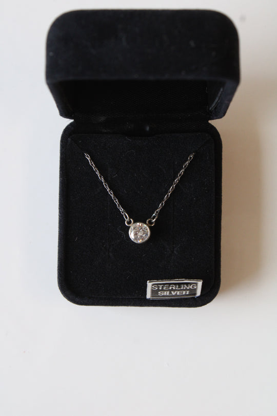 Sterling Silver Clear Stone Pendant Necklace