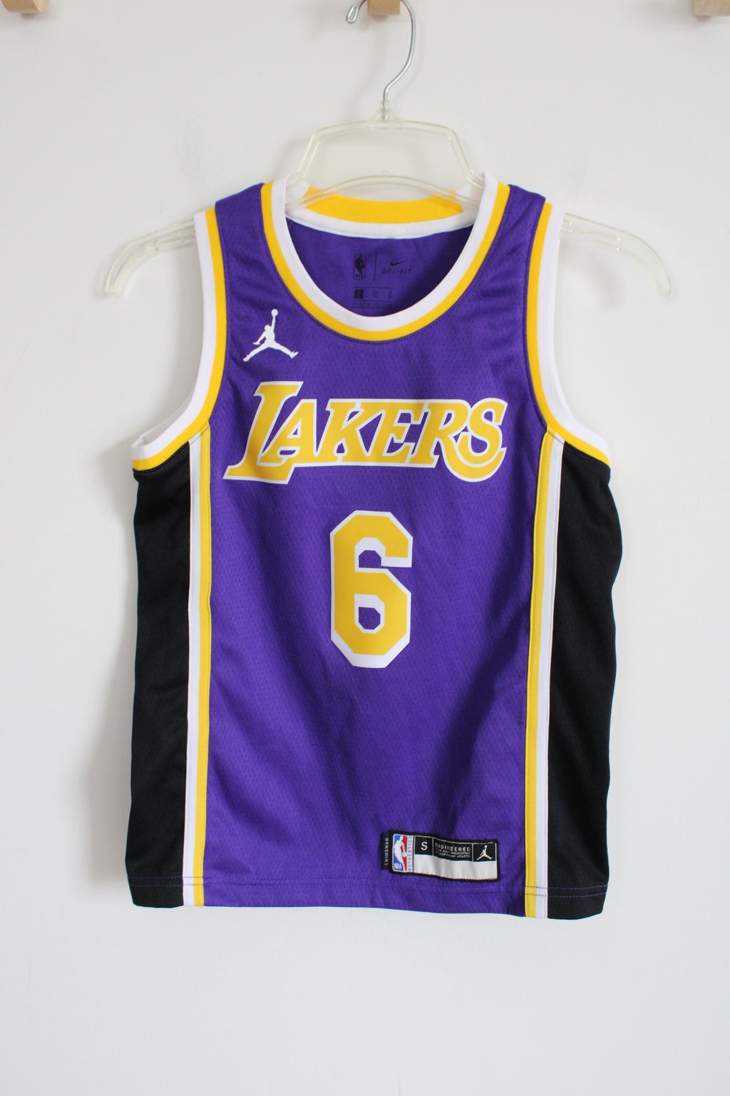 Nike NBA Dri-Fit Lakers LeBron James #6 Purple Tank | Youth S (8)