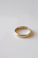 14K Yellow Gold Vintage Wedding Band | Size 12