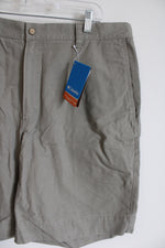 NEW Columbia Sage Green Khaki Shorts | 38