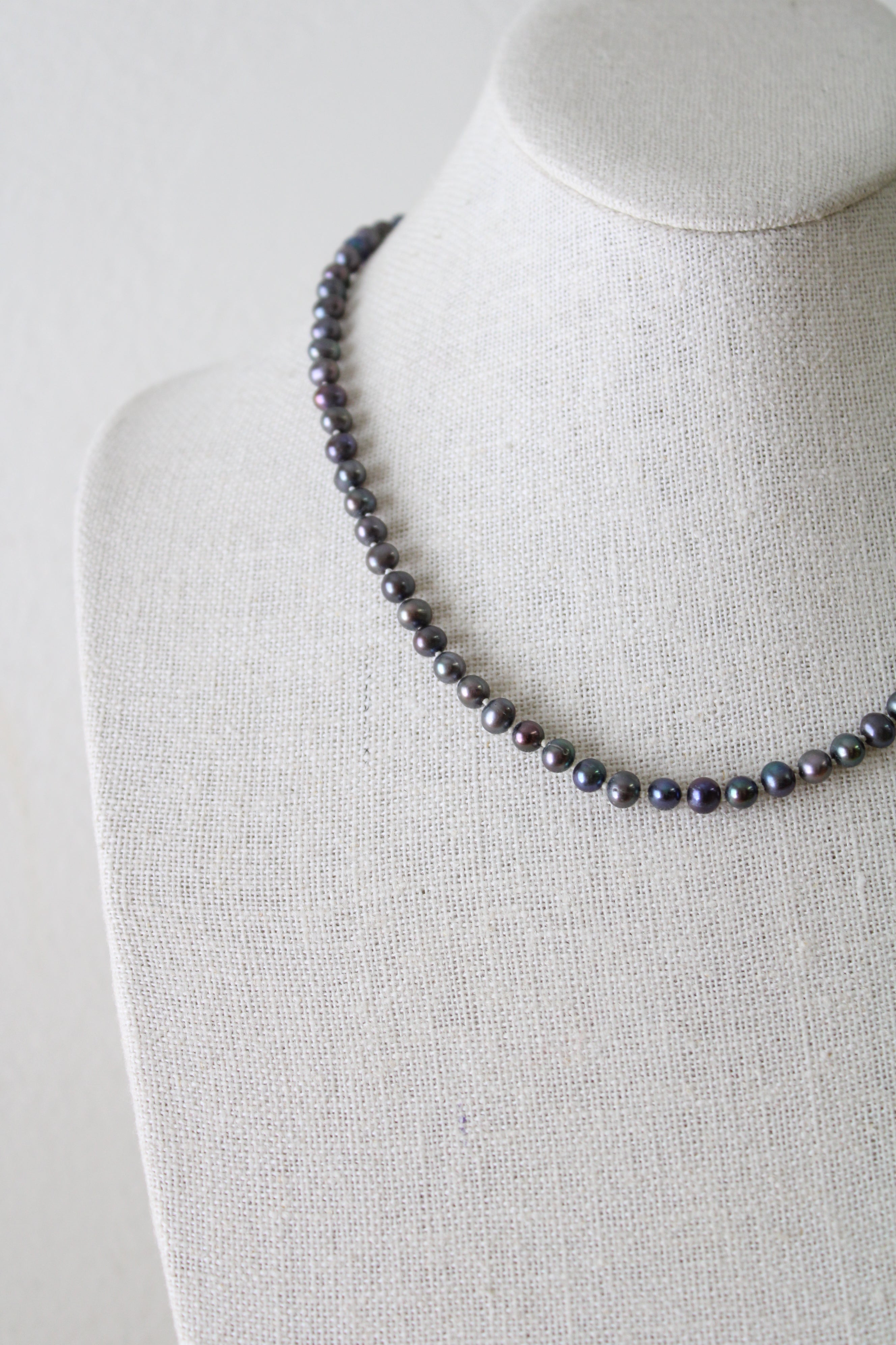 Genuine Gray Purple Pearl 18" 14K Gold Clasp Necklace