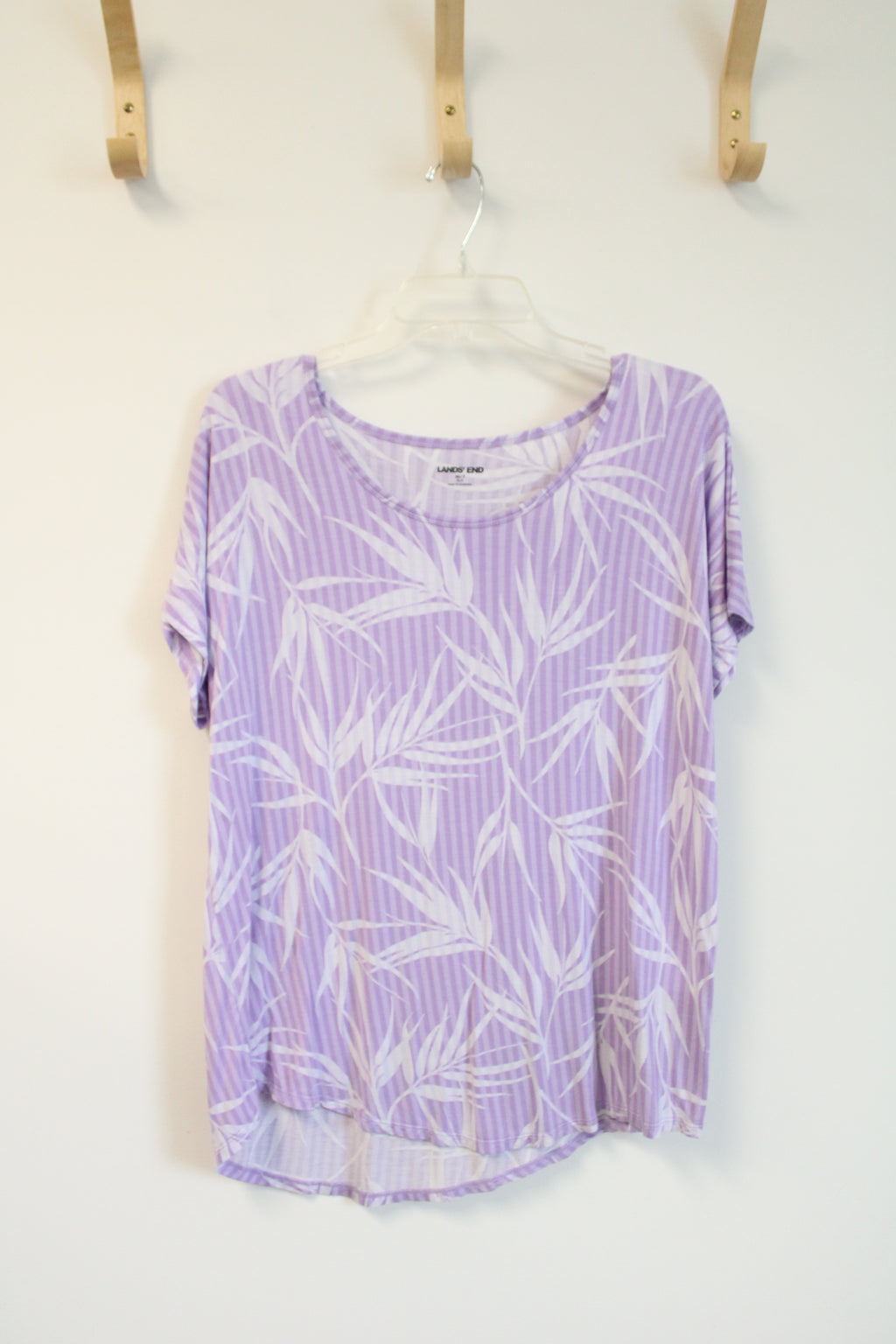Lands' End Purple & White Leaf Patterned Top | M
