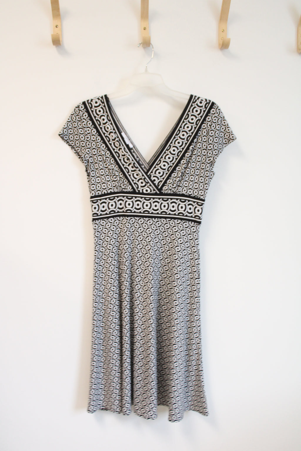 Dressbarn Black & White Circle Patterned Dress | 10