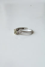 14K White Gold Alexandrite Oval Ring | Size 7