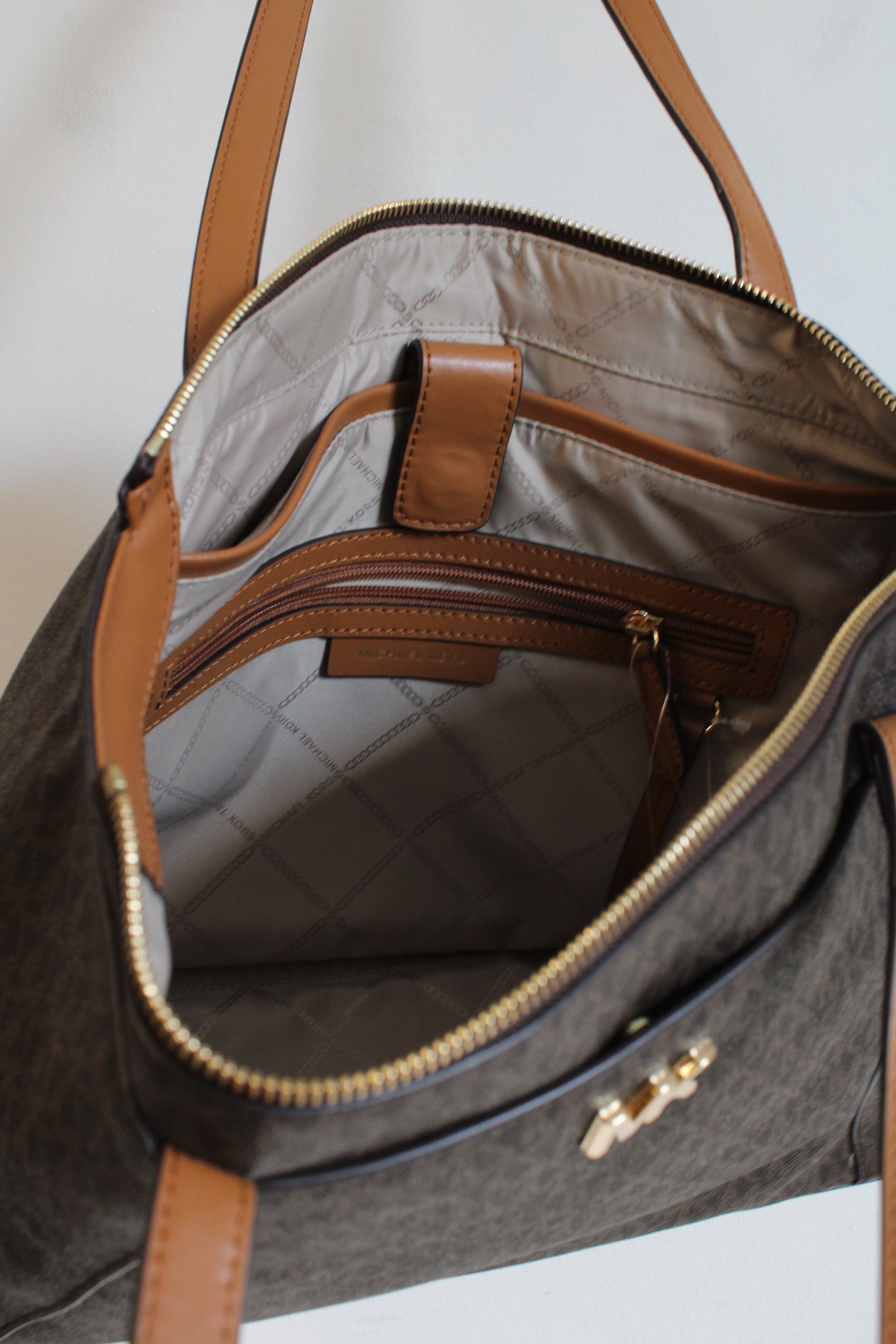 NEW MICHAEL Michael Kors Maddie Brown/Acorn Zip Top Tote Purse