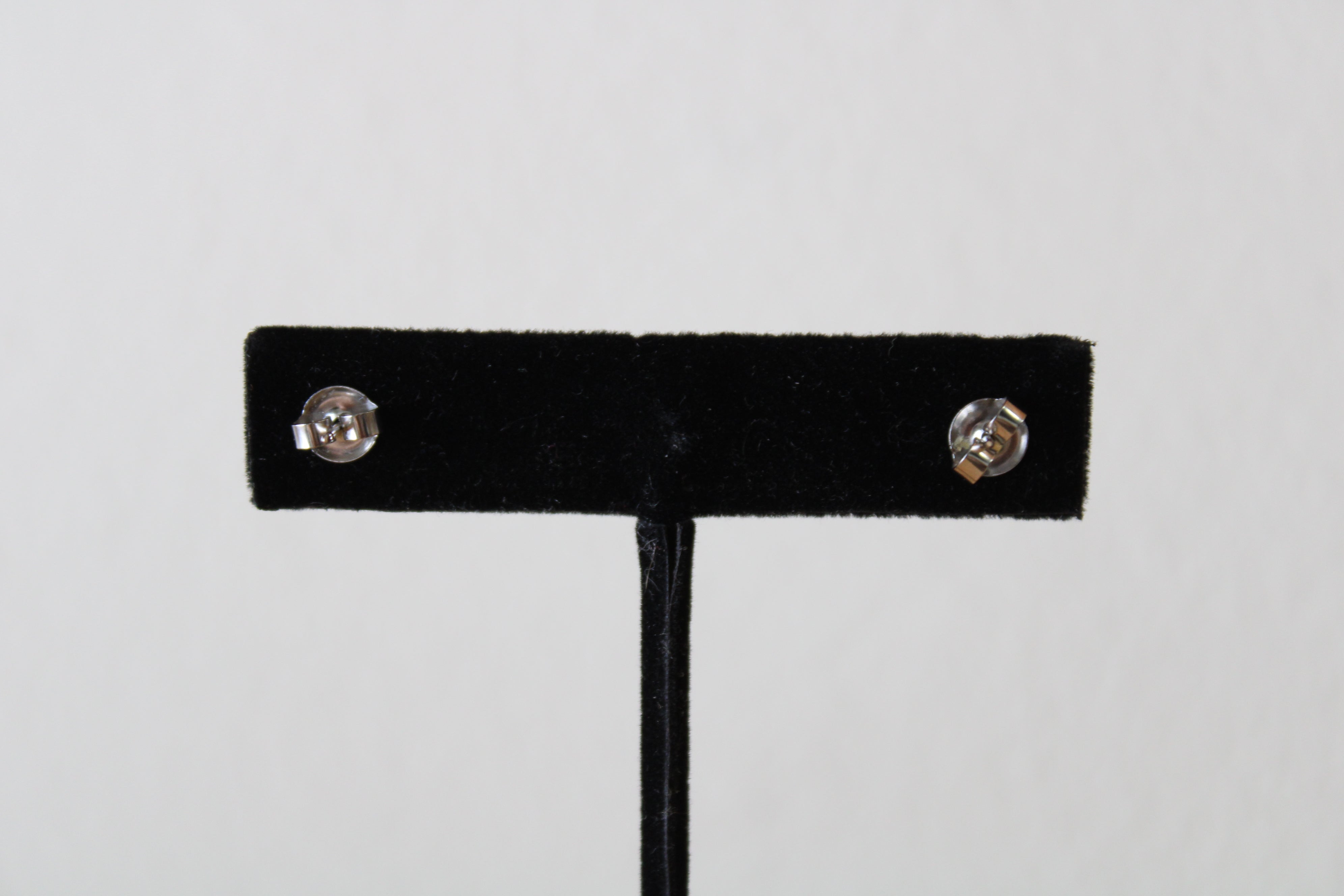 585 White Gold Stud Clear Stone Earrings