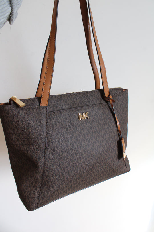 NEW MICHAEL Michael Kors Maddie Brown/Acorn Zip Top Tote Purse