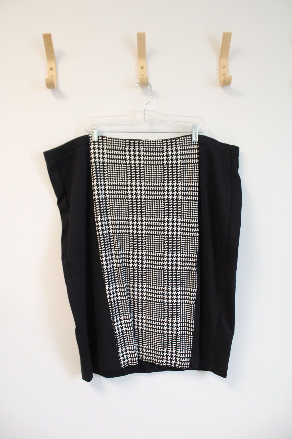 NEW Lane Bryant Black & White Houndstooth Skirt | 28