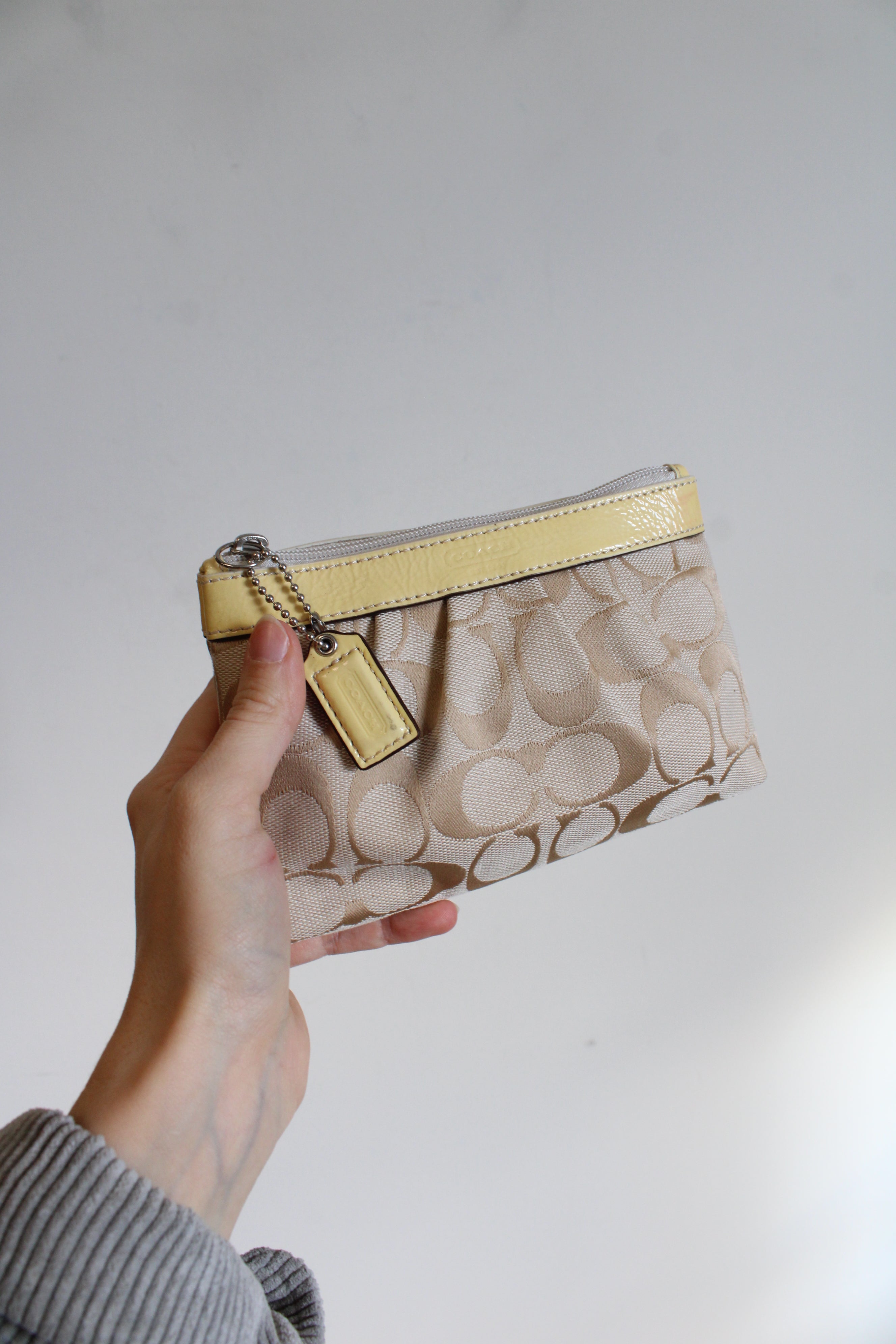 Coach Signature Canvas Wristlet Zip Pouch Patent Leather Butter Yellow Wallet