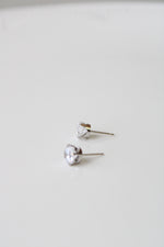 585 White Gold Stud Clear Stone Earrings