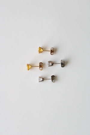 14K Gold Yellow & Clear Stone Stud Earring Pair