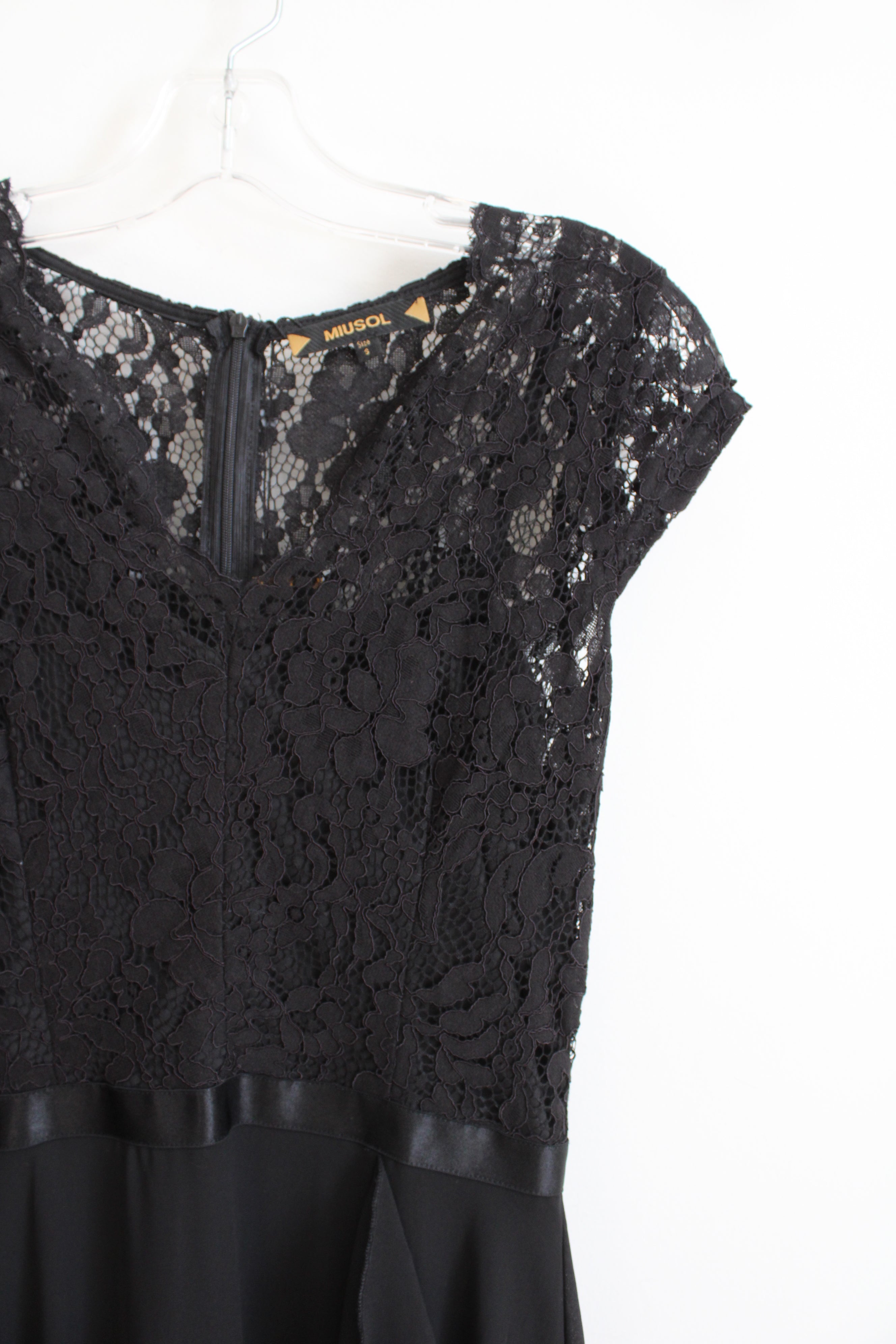NEW Miusol Black Lace Ruffled High/Low Dress | S