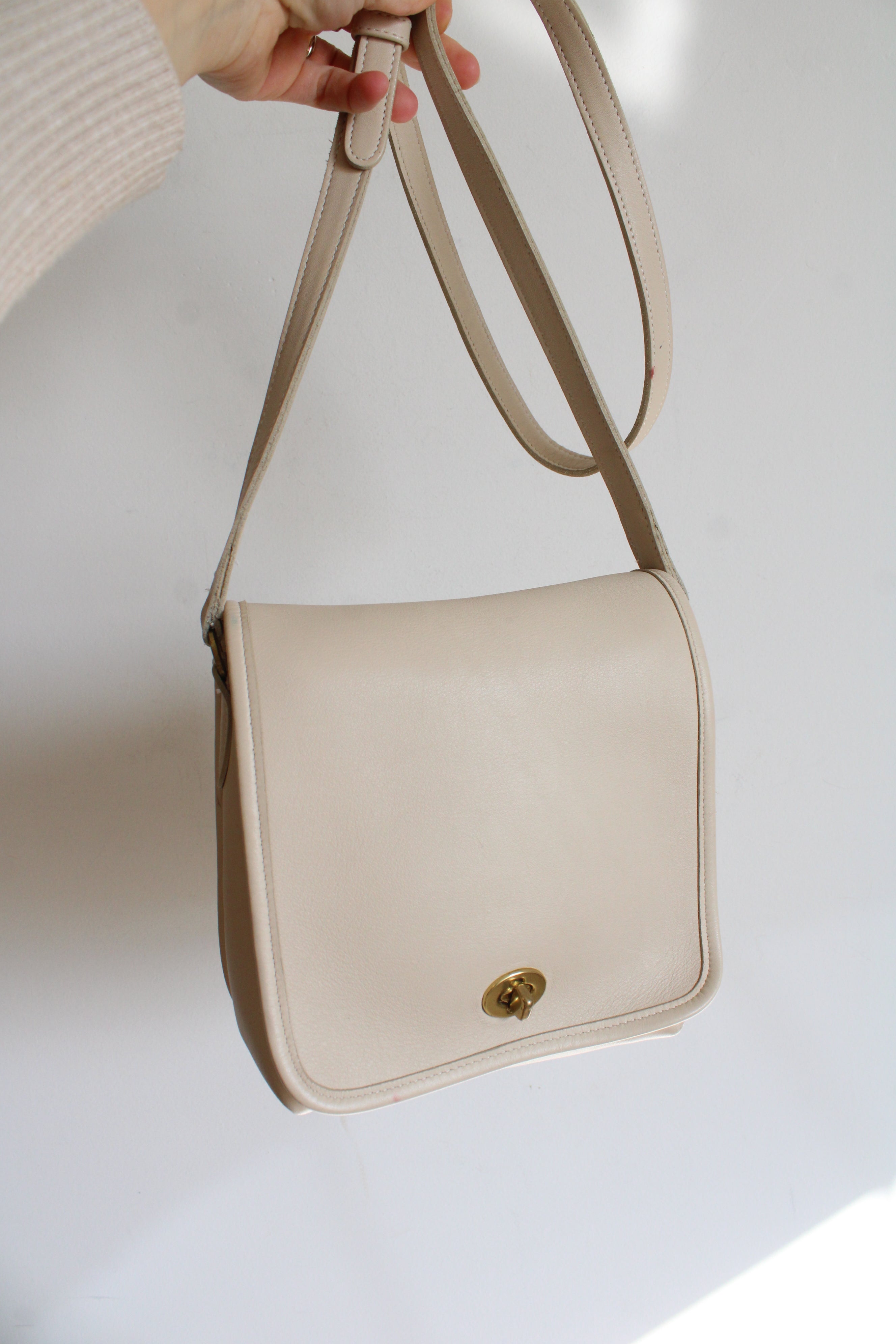 Coach Vintage Companion Flap 9076 Bone White Crossbody Purse