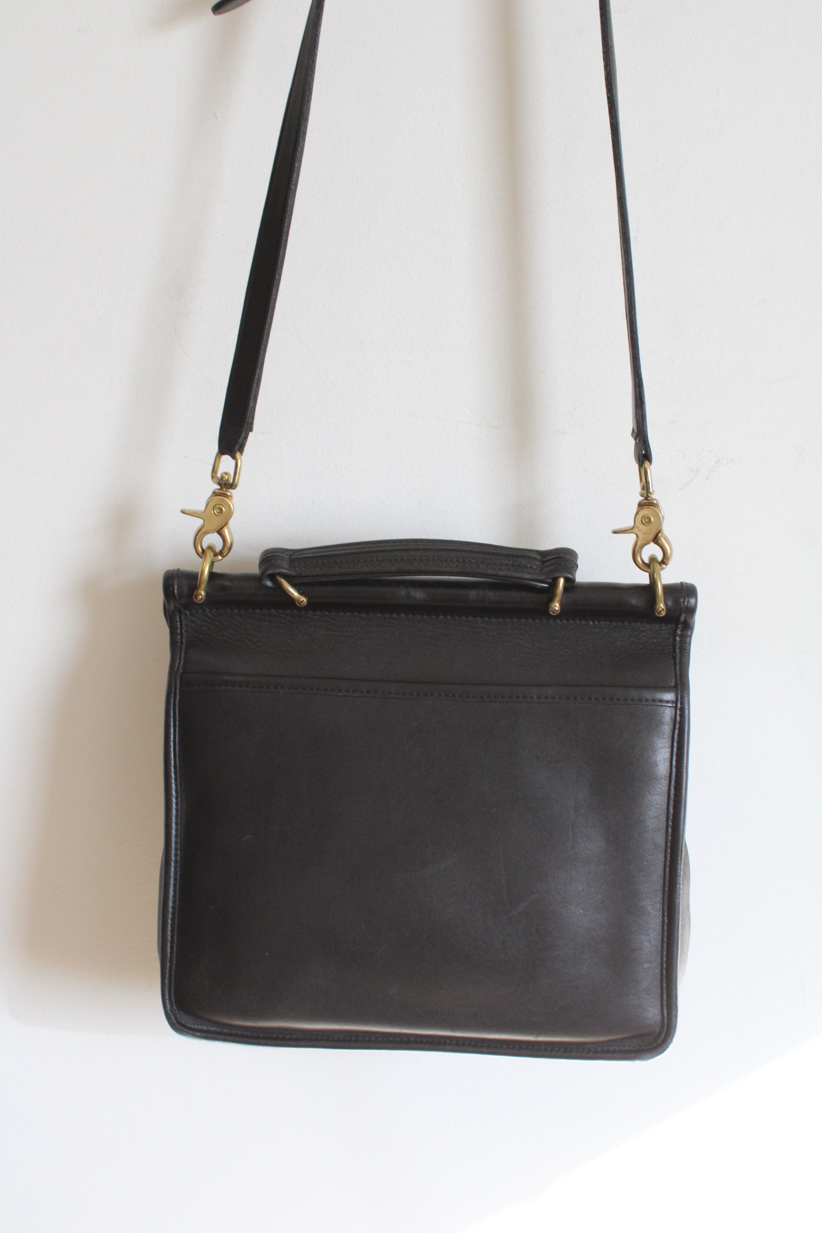 Coach Vintage Willis 9927 Black Leather Crossbody Bag