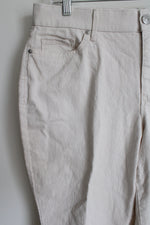 Gloria Vanderbilt White Tan Pin Striped All-Around Slimming Effect Denim Capri | 14