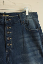Suzanne Betrow Medium Wash Exposed Button Jean Capris | 18