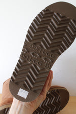 UGG Classic Short Boot In Chestnut | Size 5