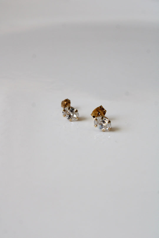 14K Yellow Gold Crystal Oval Stud Earrings