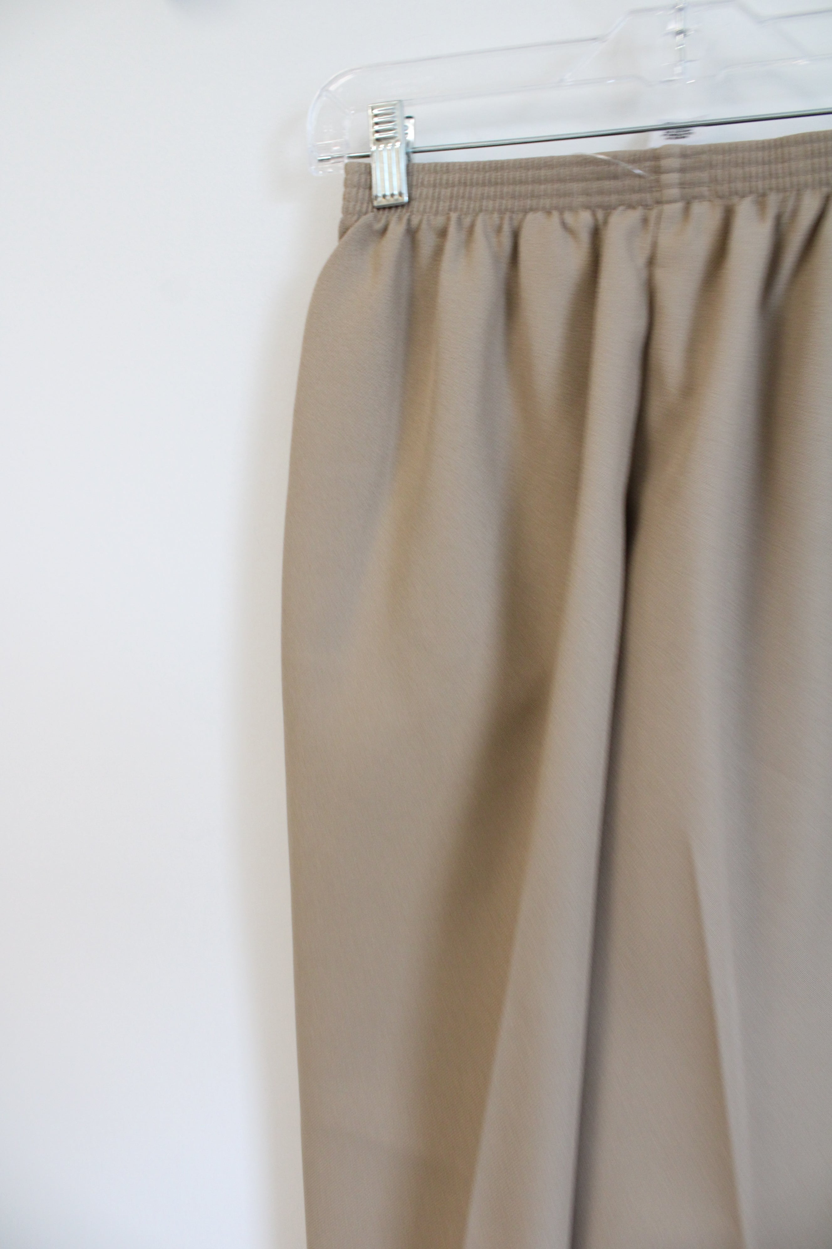 NEW Alfred Dunner Tan Pants | 8 Petite